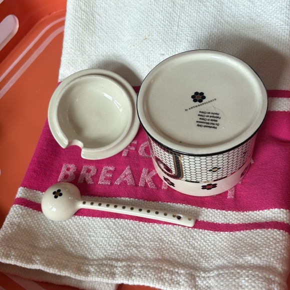 NWT Anthropologie bistro tile sugar pot. New in box, never used. - Picture 4 of 6